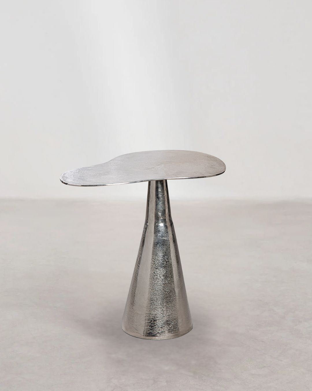 Kleiner und großer Side Table, filzgleiter, modern