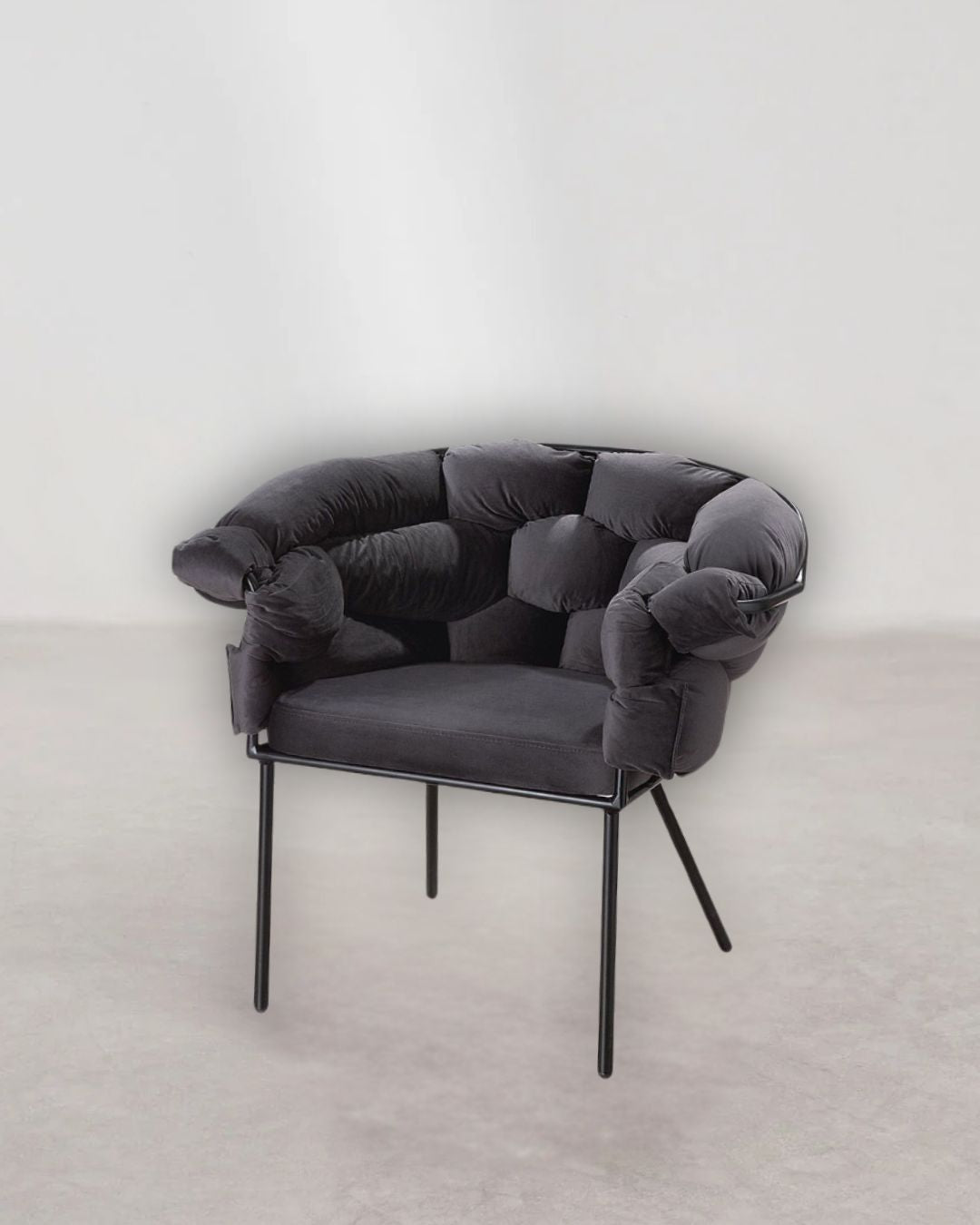 "Connect" Stuhl/Sessel aus Stoff und Metall in Anthrazit mit modernem Design.