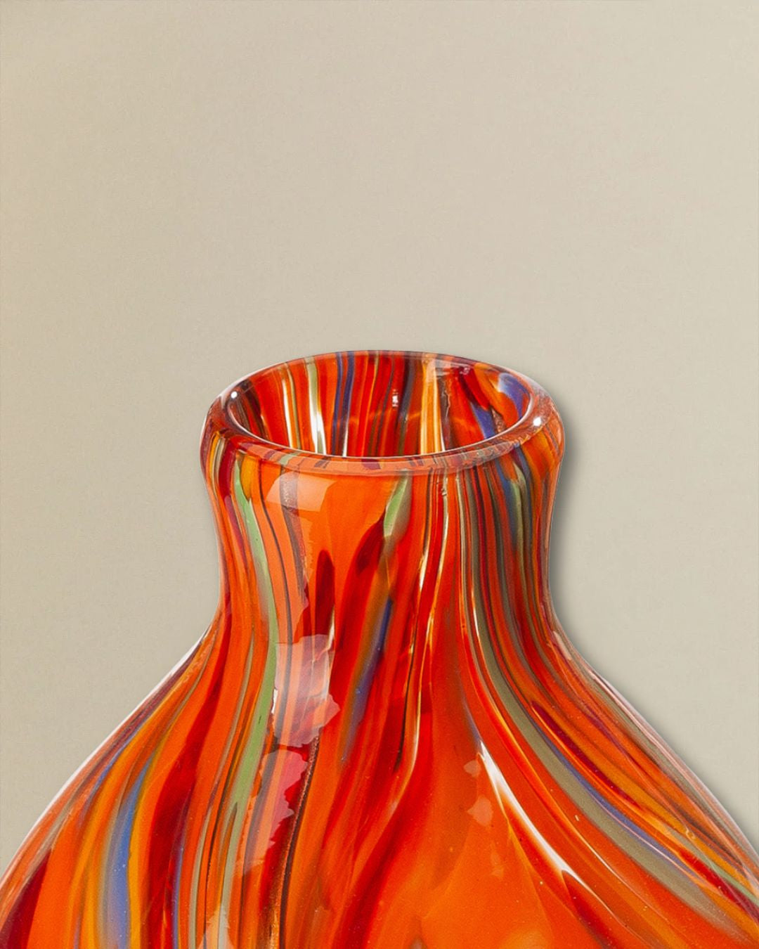 Moderne Glasvase, gefärbt, 24 cm Höhe