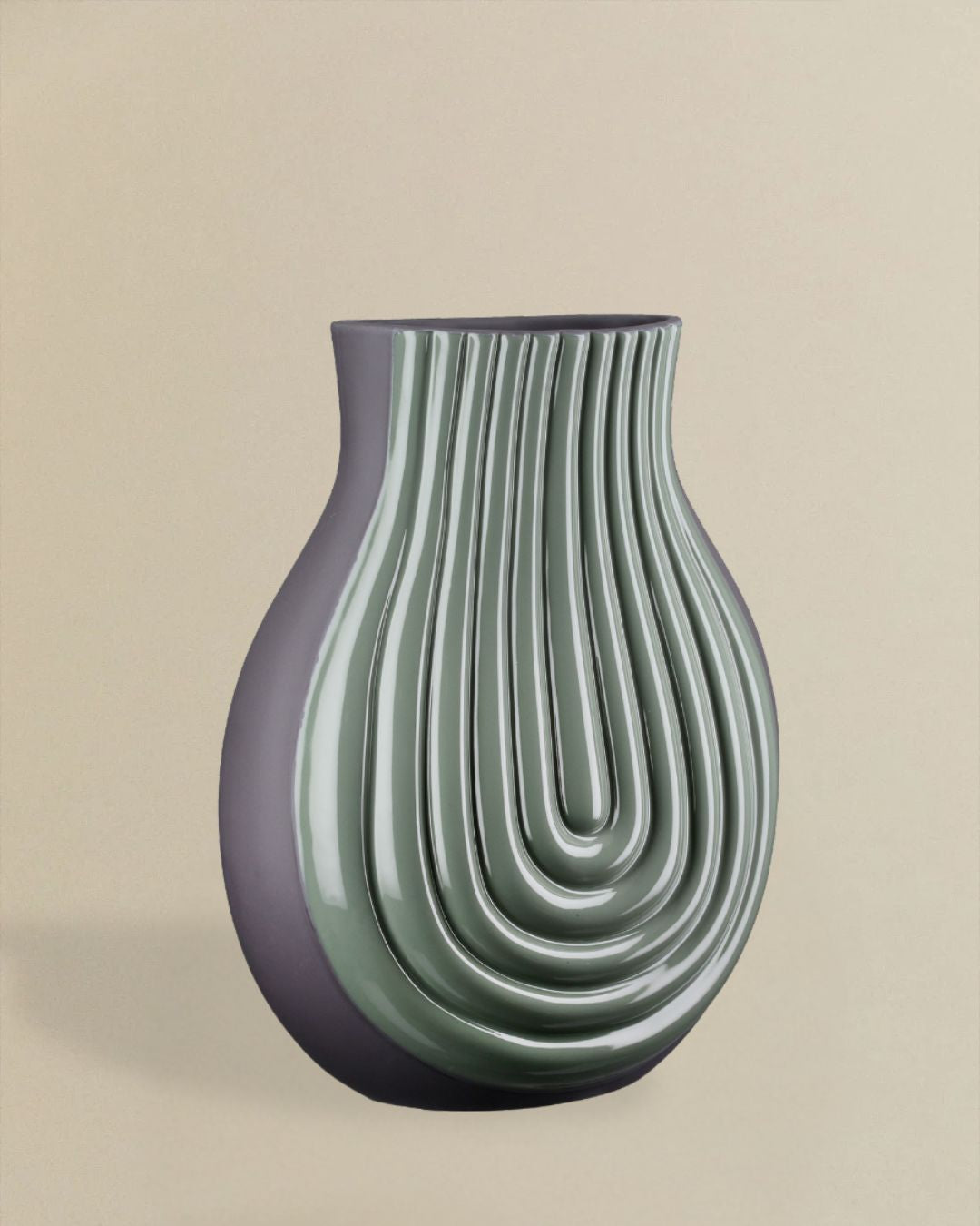 Bauchige Keramikvase grün mit grauem Akzent