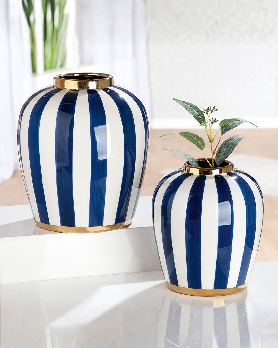 Keramikvase Blau-Weiß, Dekoration Innenbereich